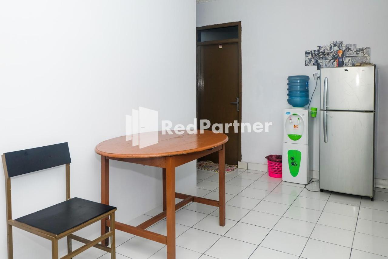 Ninja Pasteur Mitra Reddoorz Hotel Bandung
