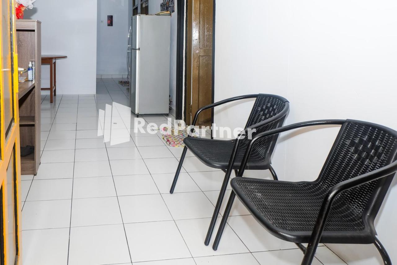 Hotel Ninja Pasteur Mitra Reddoorz 2*
